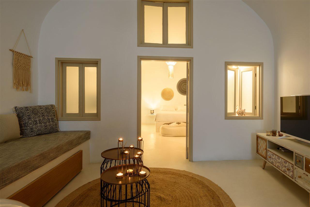 Suite Home Santorini Fira  Ngoại thất bức ảnh