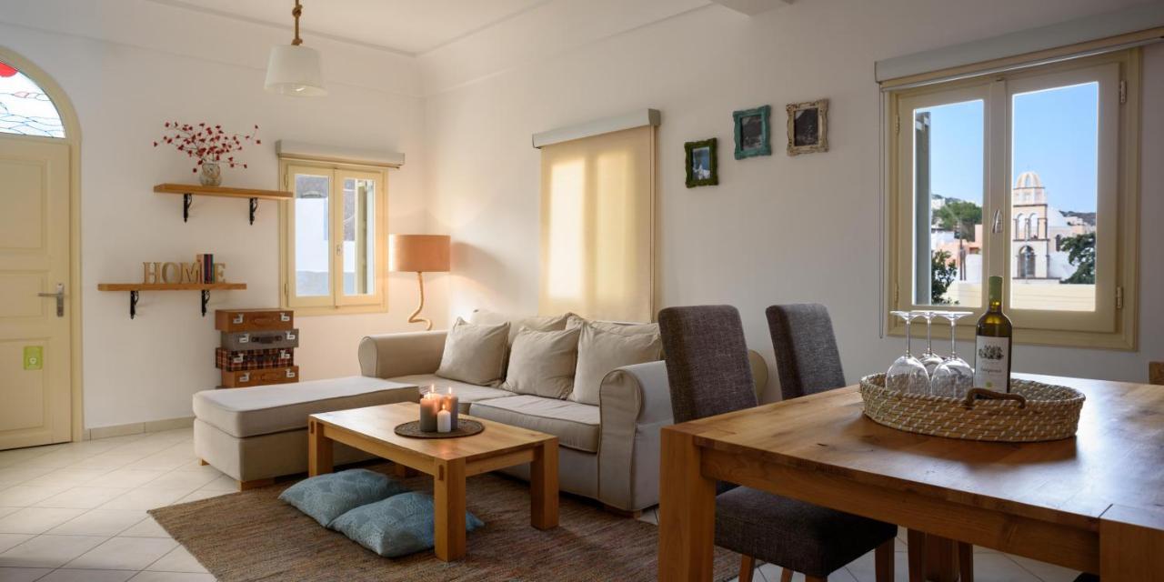 Suite Home Santorini Fira  Ngoại thất bức ảnh
