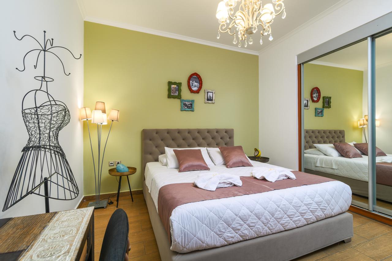 Suite Home Santorini Fira  Ngoại thất bức ảnh