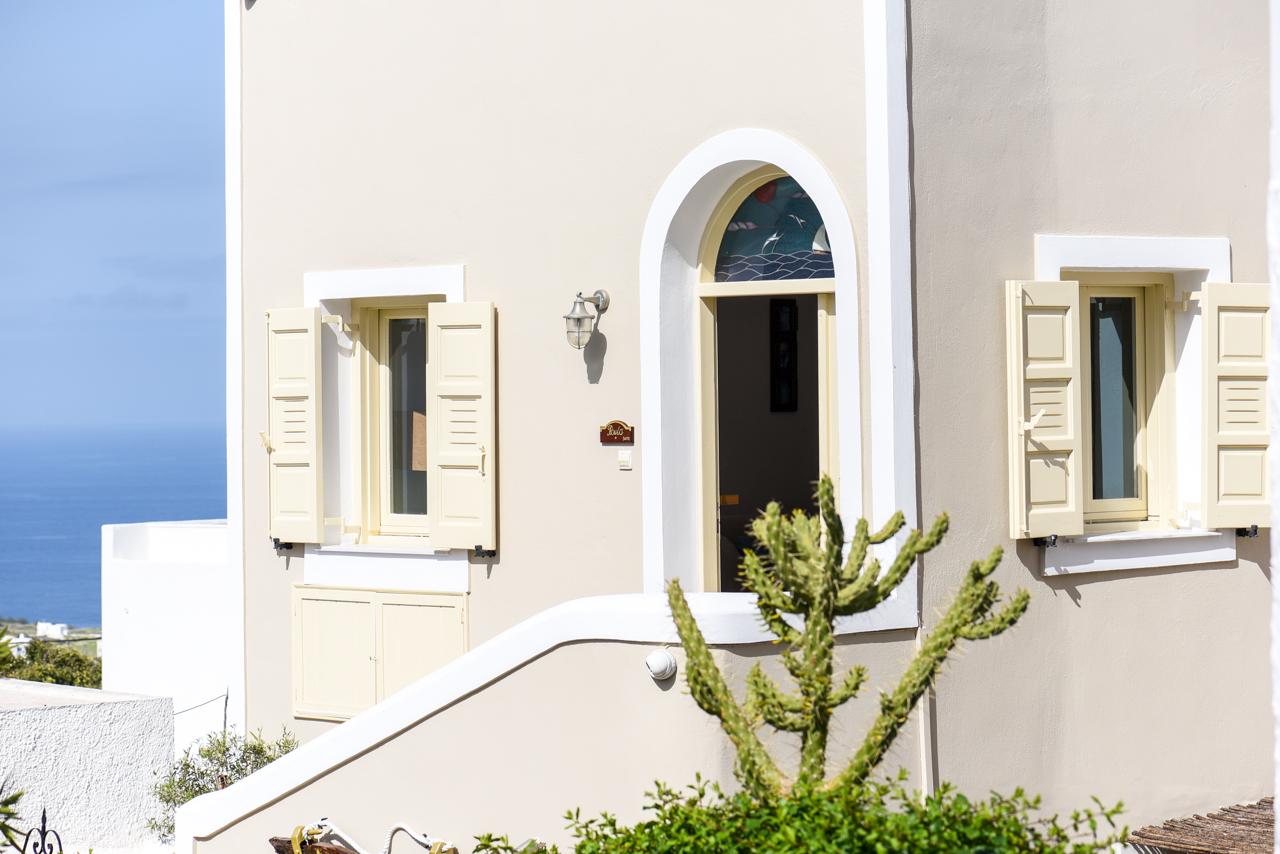 Suite Home Santorini Fira  Ngoại thất bức ảnh