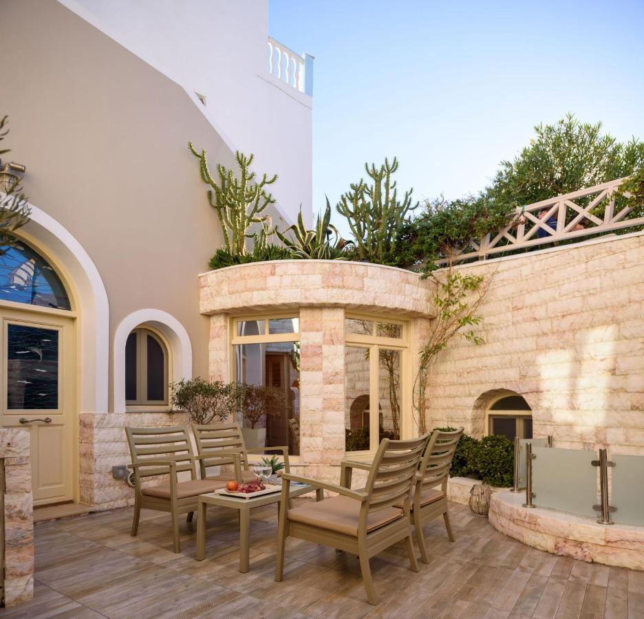 Suite Home Santorini Fira  Ngoại thất bức ảnh