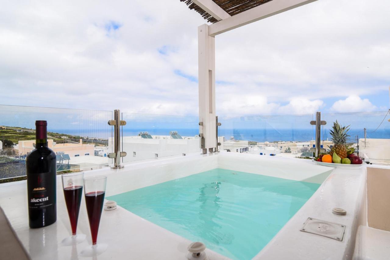 Suite Home Santorini Fira  Ngoại thất bức ảnh