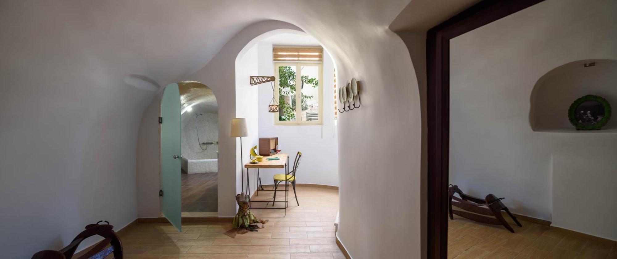 Suite Home Santorini Fira  Ngoại thất bức ảnh
